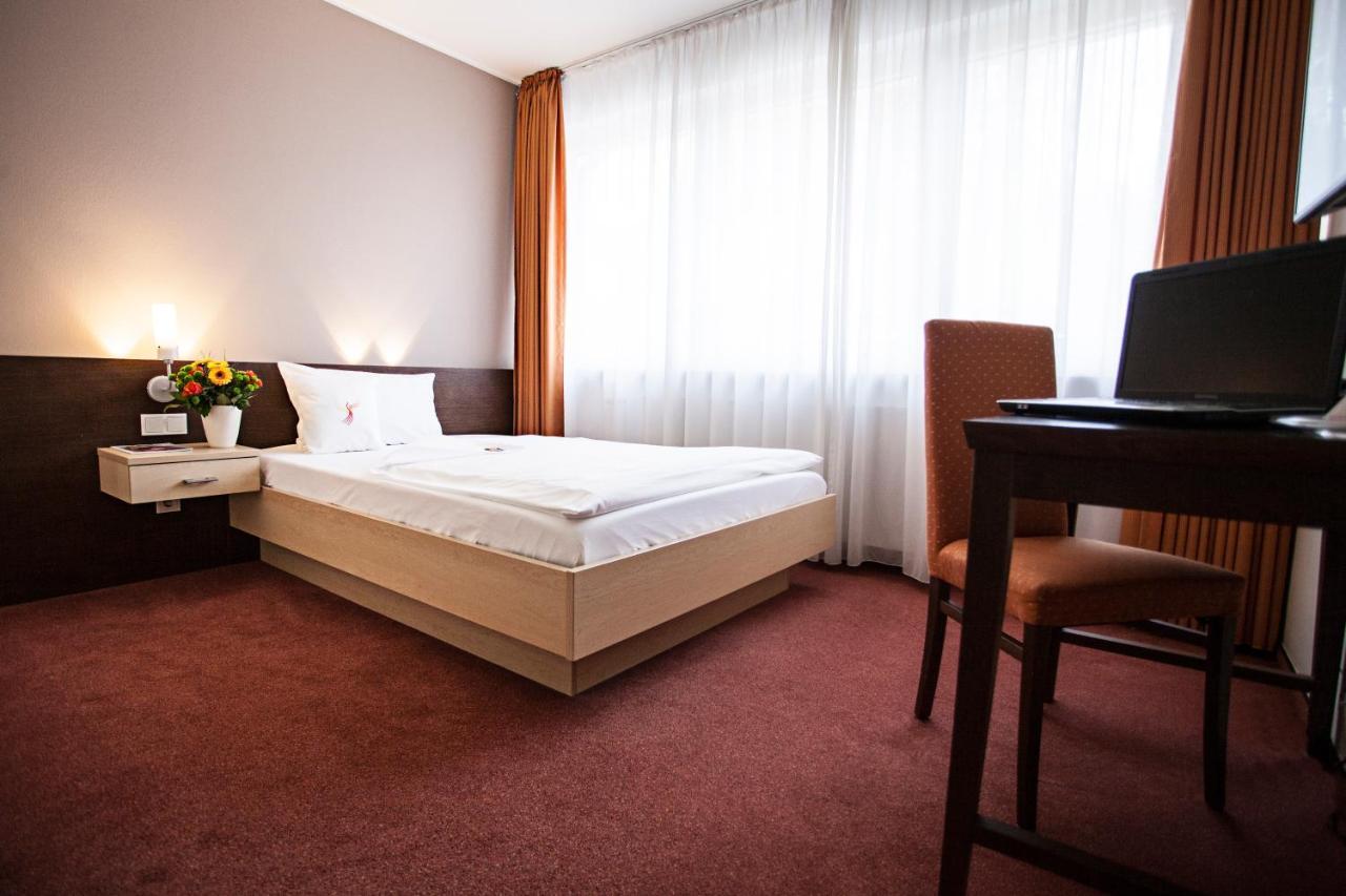 Phoenix Hotel Bergneustadt Eksteriør billede